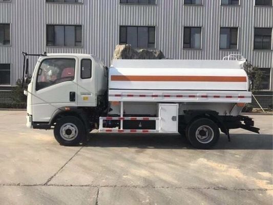 Howo 3cbm 5cbm Petit pétrolier camion pétrolier camion