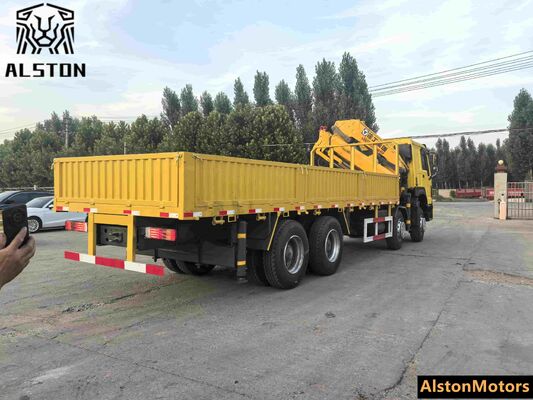 Camion grue HOWO 8x4 d'occasion avec XCMG 12 tonnes à vendre au Ghana (371 CV LHD)