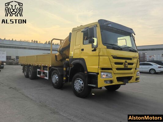 Camion grue HOWO 8x4 d'occasion avec XCMG 12 tonnes à vendre au Ghana (371 CV LHD)