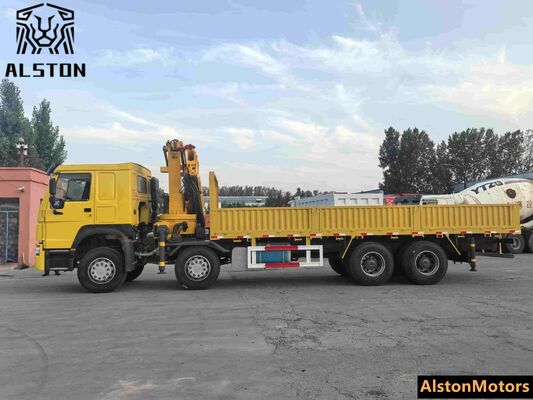 Camion grue HOWO 8x4 d'occasion avec XCMG 12 tonnes à vendre au Ghana (371 CV LHD)