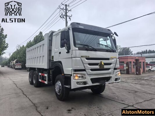 Une camionnette Sinotruk Howo 6x4 371HP à vendre au Pakistan.