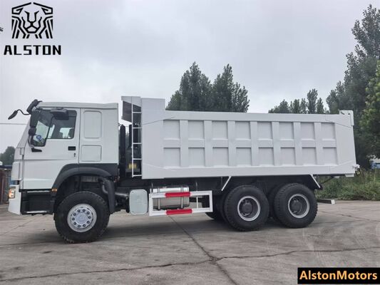 Une camionnette Sinotruk Howo 6x4 371HP à vendre au Pakistan.