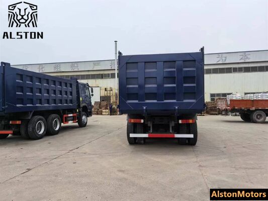 Une camionnette à ordures HOWO 6x4 à vendre au Liberia.