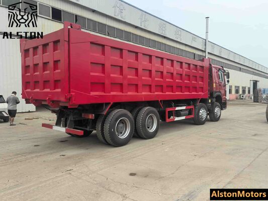 Camion benne HOWO 375HP 8x4 d'occasion à vendre en Guinée