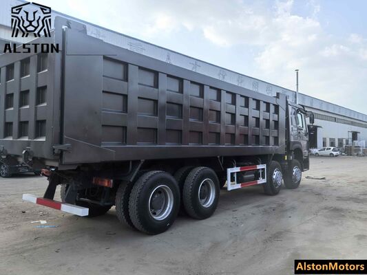 Vente de camion à ordures Sinotruk HOWO 375HP 8x4 utilisé au Cameroun