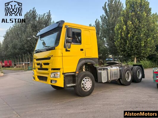 Un camion tracteur Sinotruk Howo 6x4 à vendre au Ghana