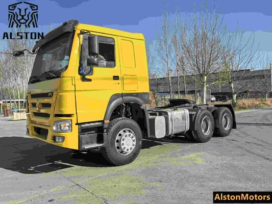 Un camion tracteur Sinotruk Howo 6x4 utilisé 375HP à vendre en Angola