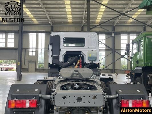 Voiture de traction utilisée HOWO 6x4 Euro 2 à vendre au Togo