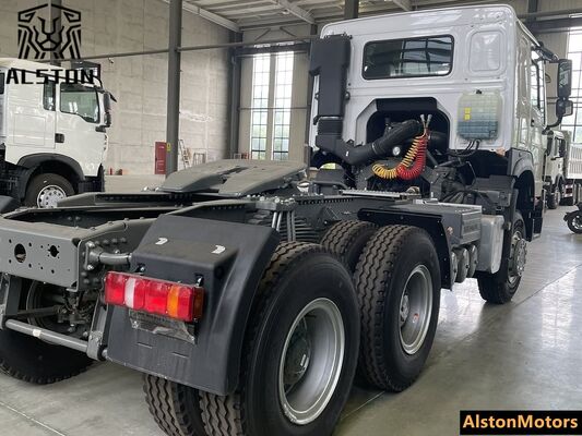 Voiture de traction utilisée HOWO 6x4 Euro 2 à vendre au Togo