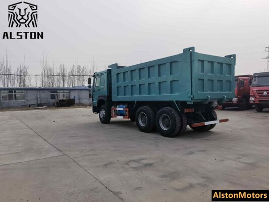 Camion benne Sinotruk HOWO 6x4 LHD d'occasion à vendre au Togo 2026