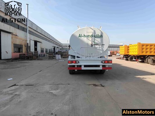 Vente de camions-citernes d'eau usés HOWO Capacité et prix
