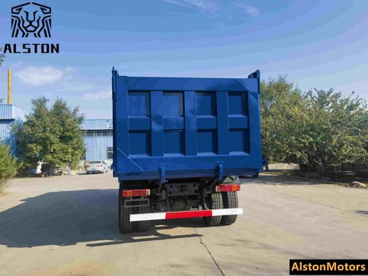 Un camion à ordures Sinotruk Howo 6x4 400 chevaux à vendre au Kenya