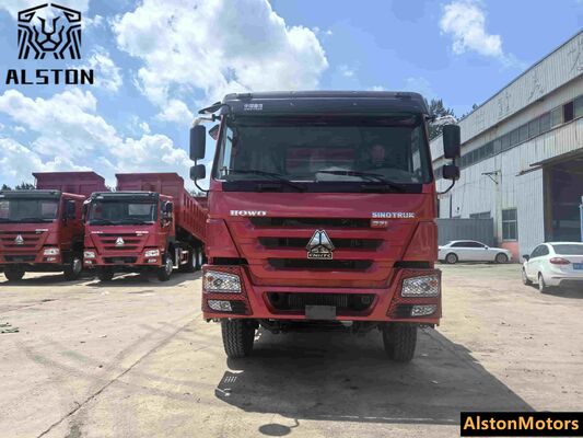 Une camionnette à ordures 6x4 à vendre. 371 ch.