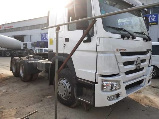 Tracteur routier robuste Sino 6x4 à conduite à gauche