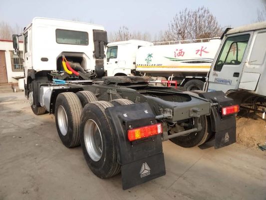 Tracteur routier robuste Sino 6x4 à conduite à gauche