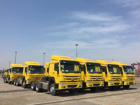 Les sièges neufs, 6x4, les camions à tracteur Howo, jaune, les camions à tracteur Howo.