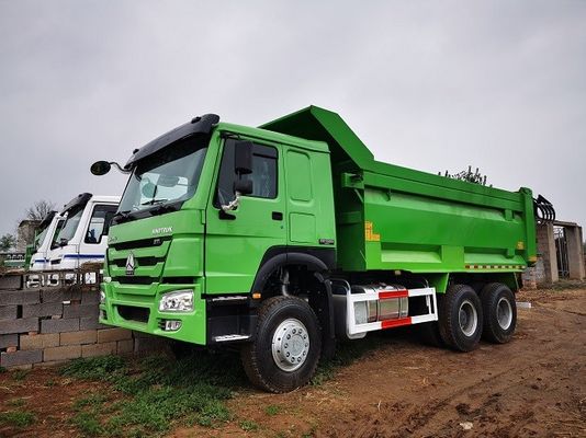 Camion Benne Howo d'occasion 6x4 30 Tonnes 20m3 pour le transport de sable