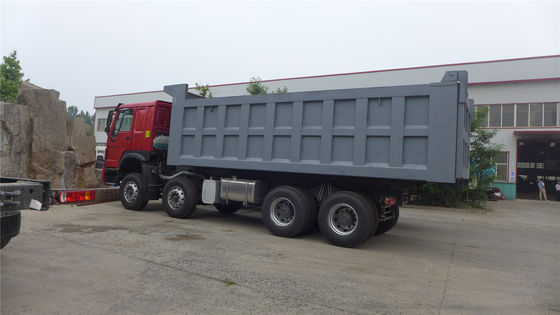 8x4 371 chevaux de seconde main Howo 12 roues camion de décharge
