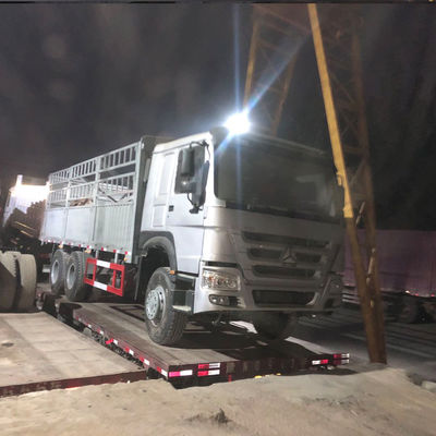 Camion cargo Sinotruk Howo 6x4 à forte capacité 10 roues