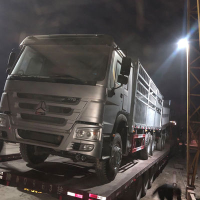 Camion cargo Sinotruk Howo 6x4 à forte capacité 10 roues