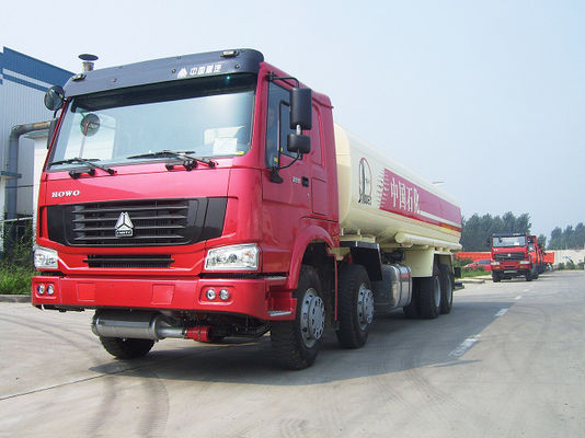 Chargement lourd 8x4 20000L 30000L Cisterne pétrolière Camion de grande capacité