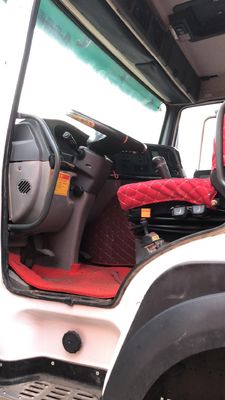 Système d'arrosage monté sur camion Howo 6x4 20M3 10 roues