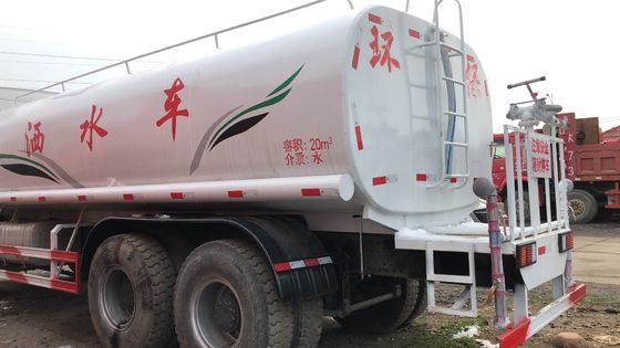 Camion citerne à eau d'occasion Sinotruk Howo Diesel 6x4