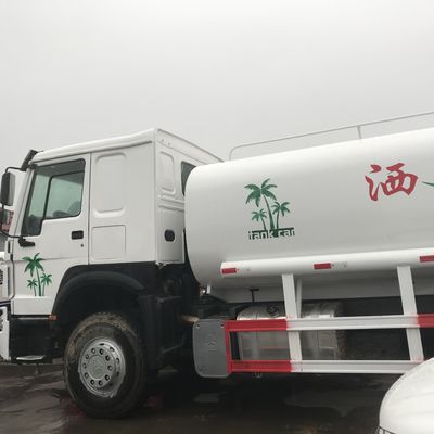 336 chevaux Sinotruck Howo 20m3 camion réservoir d'eau d'occasion