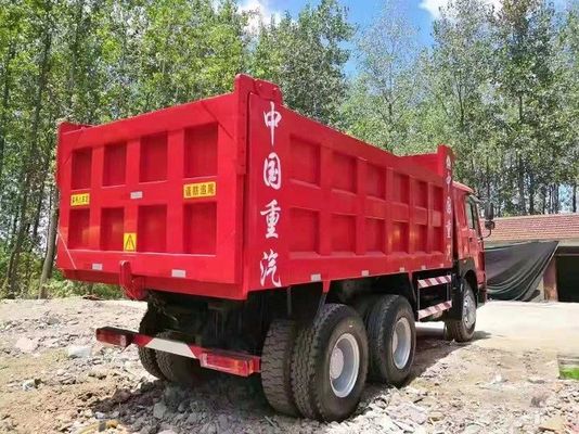 Camions Howo d'occasion rouges Euro 2, camion-benne d'occasion cabine HW76