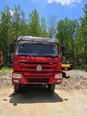 Camions Howo d'occasion rouges Euro 2, camion-benne d'occasion cabine HW76