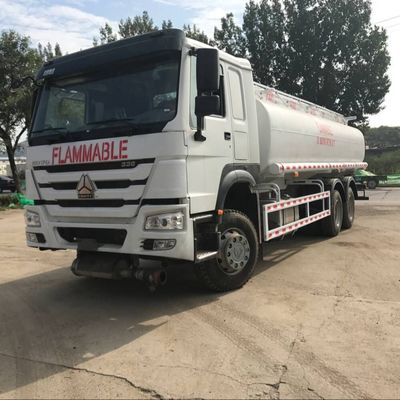 Sinotruk Howo 20000L camion-citerne à carburant diesel, camion-citerne de 6 000 gallons