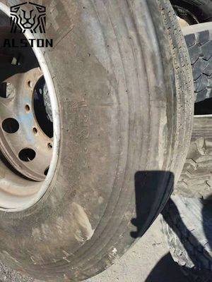Pneus d'occasion 12R22.5 Pneus de camion usagés à vendre