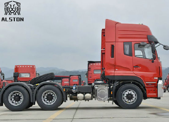 Un camion tracteur 6x4, une nouvelle tête de camion.
